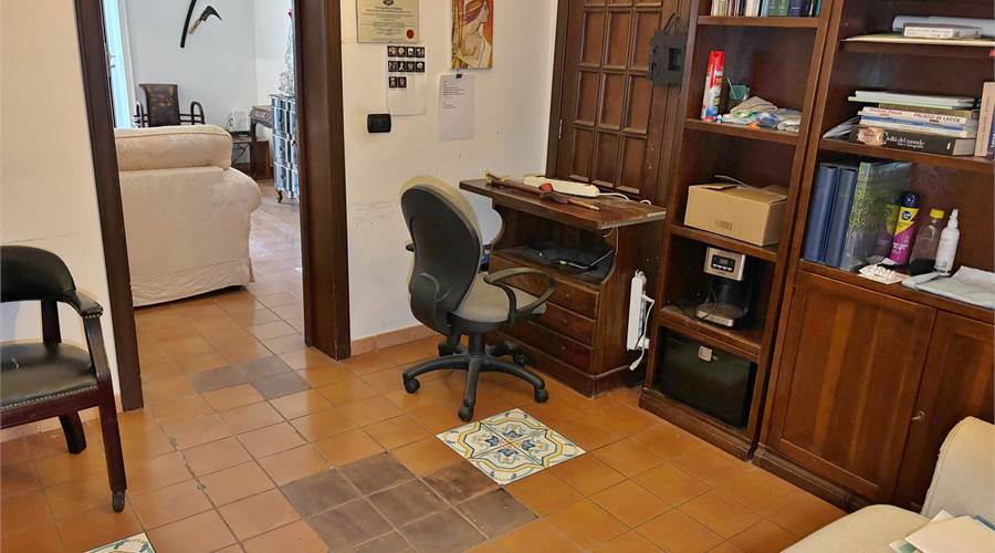 Photo 32