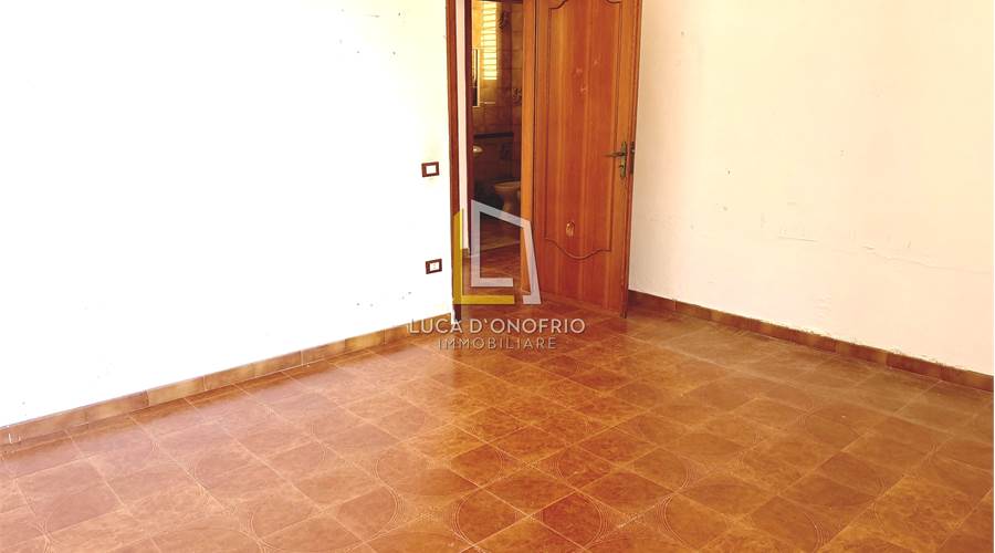 LETTO MATRIMONIALE - APPARTAMENTO GRANDE